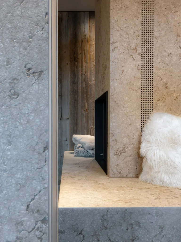 Casa Marzo – soggiorno e camino