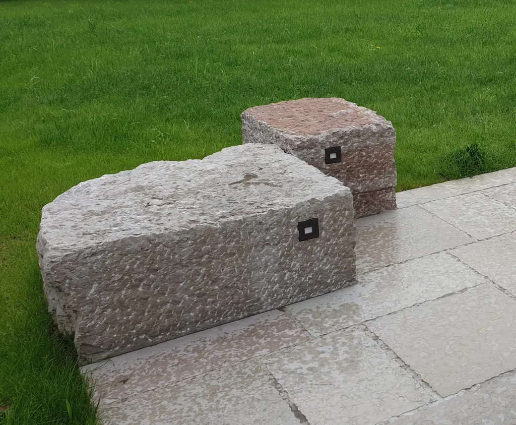 Villa con scale esterne – giardino
